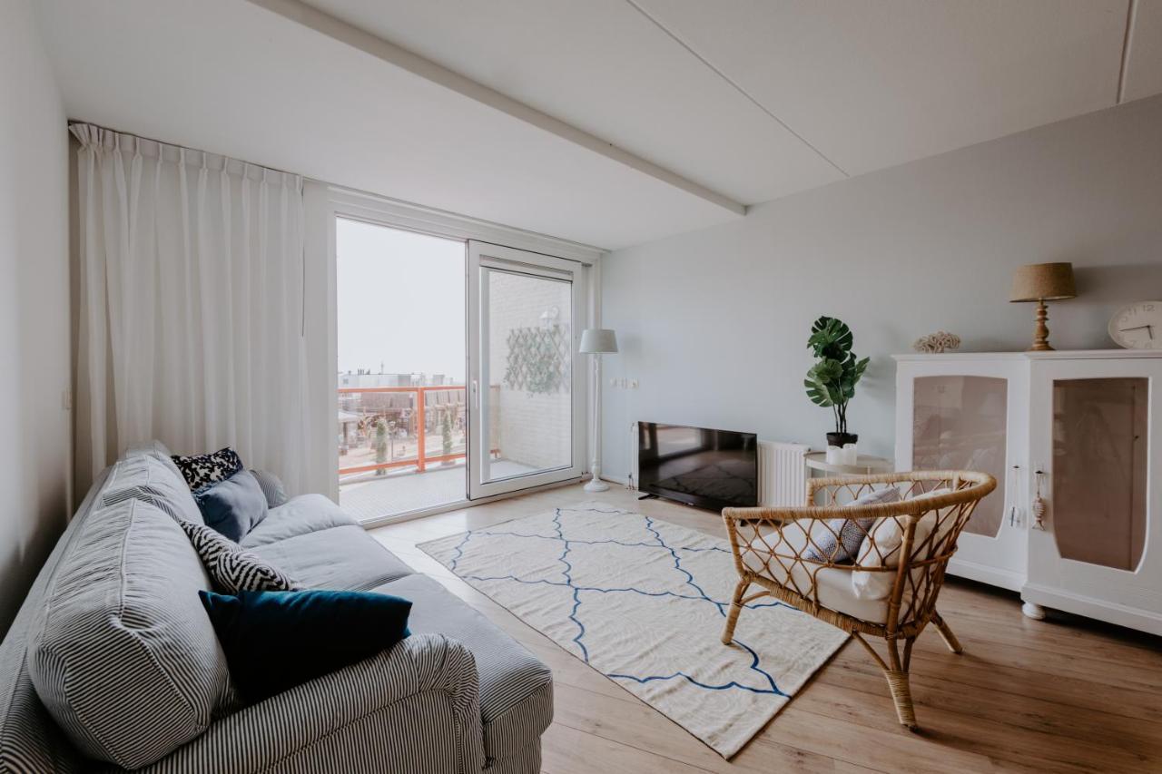 Stijlvol Appartement Op Strand Makkum Exterior foto